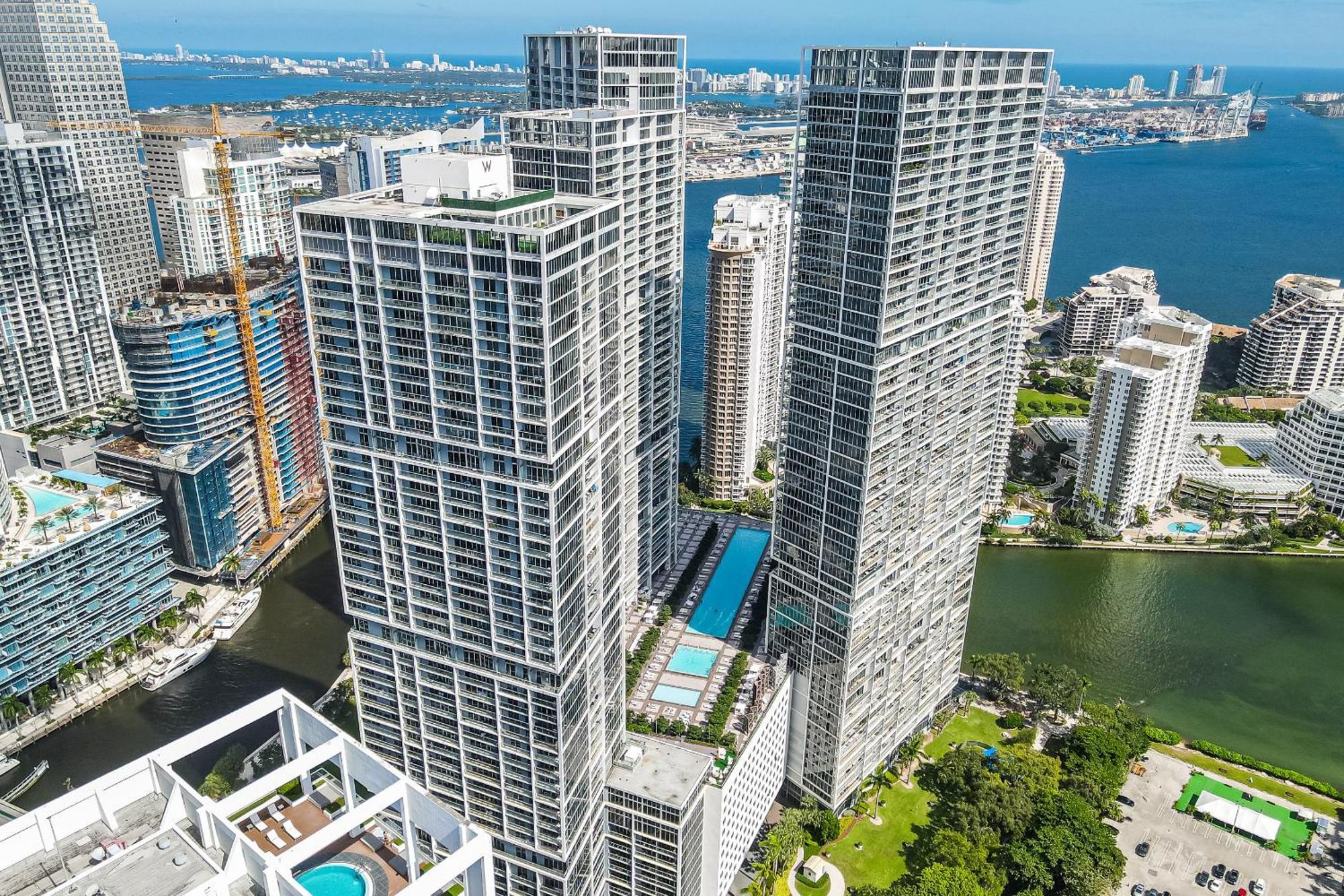 Luxurious Condo At Icon With Views Miami Exterior foto